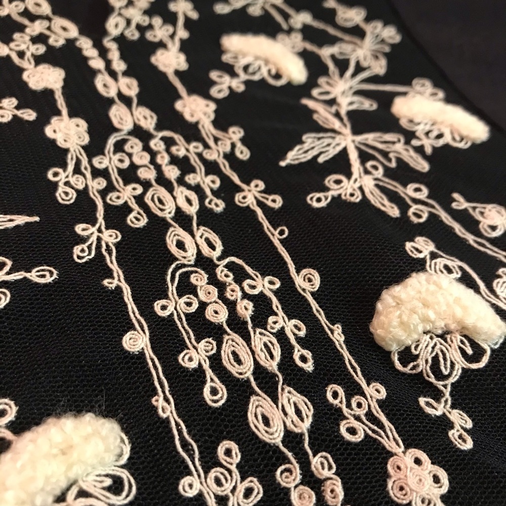 JJill embroidered top size L